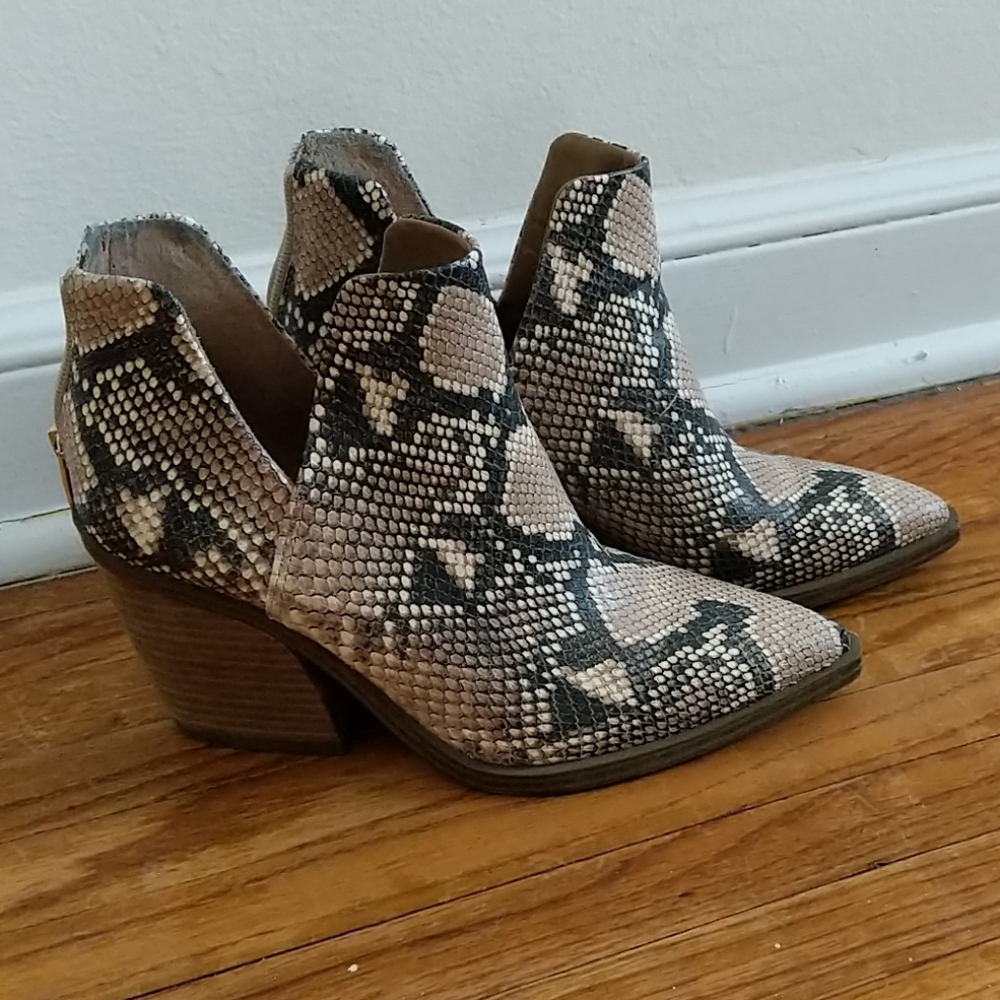 Snakeskin booties 6.5